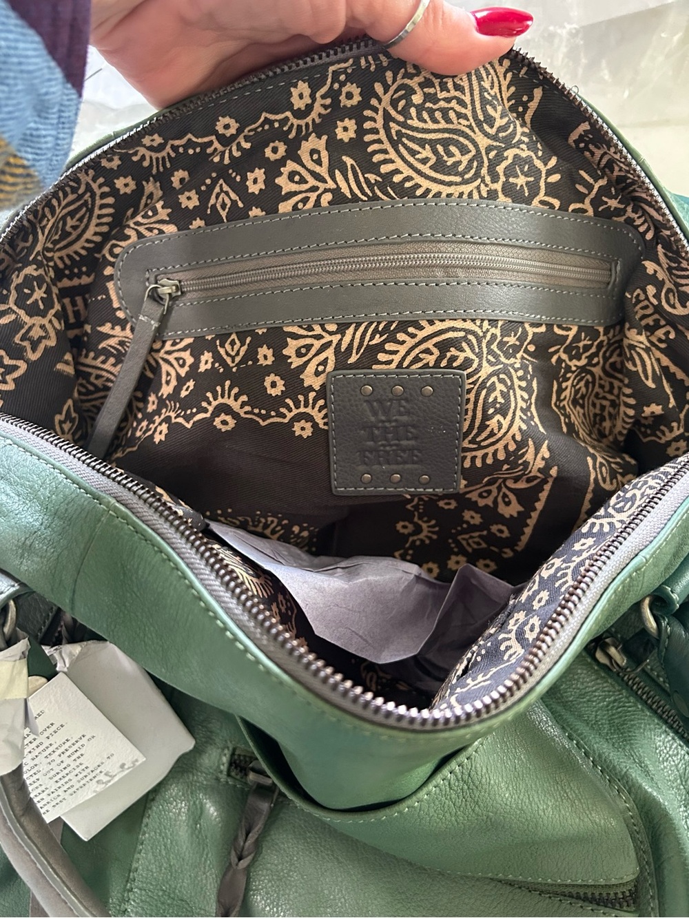 ❌SOLD❌ NWT We The Free Ombre Emerson Tote w/ Micro Emerson, Charms, Scarves - Picture 15 of 16